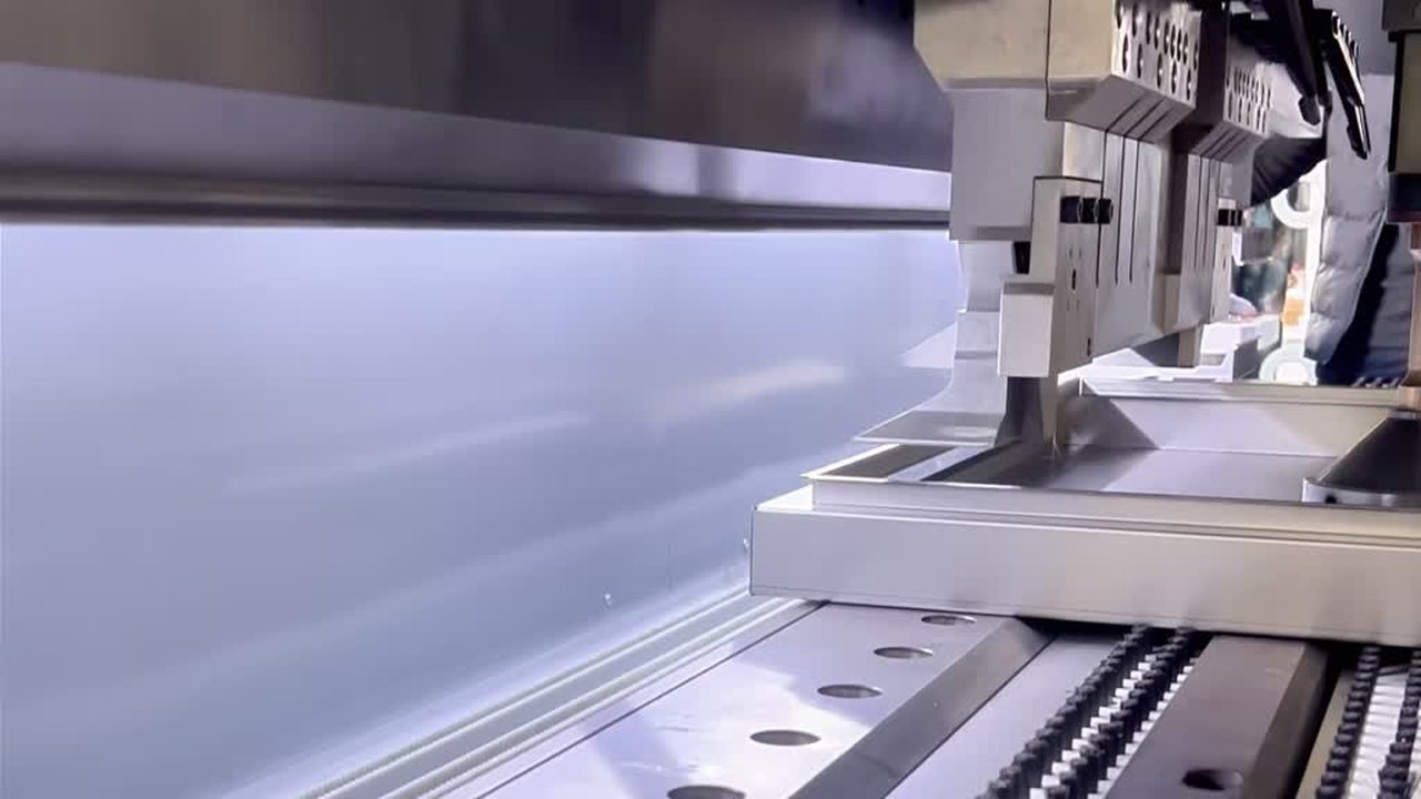 Automatic laser coil cutting machine